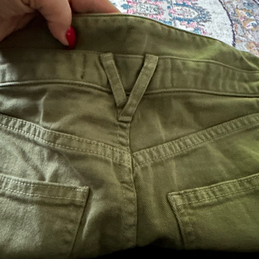 VERONICA BEARD JAYLEN CLOVER GREEN HI RISE PLEATED SHORTS 28 - Picture 6 of 11